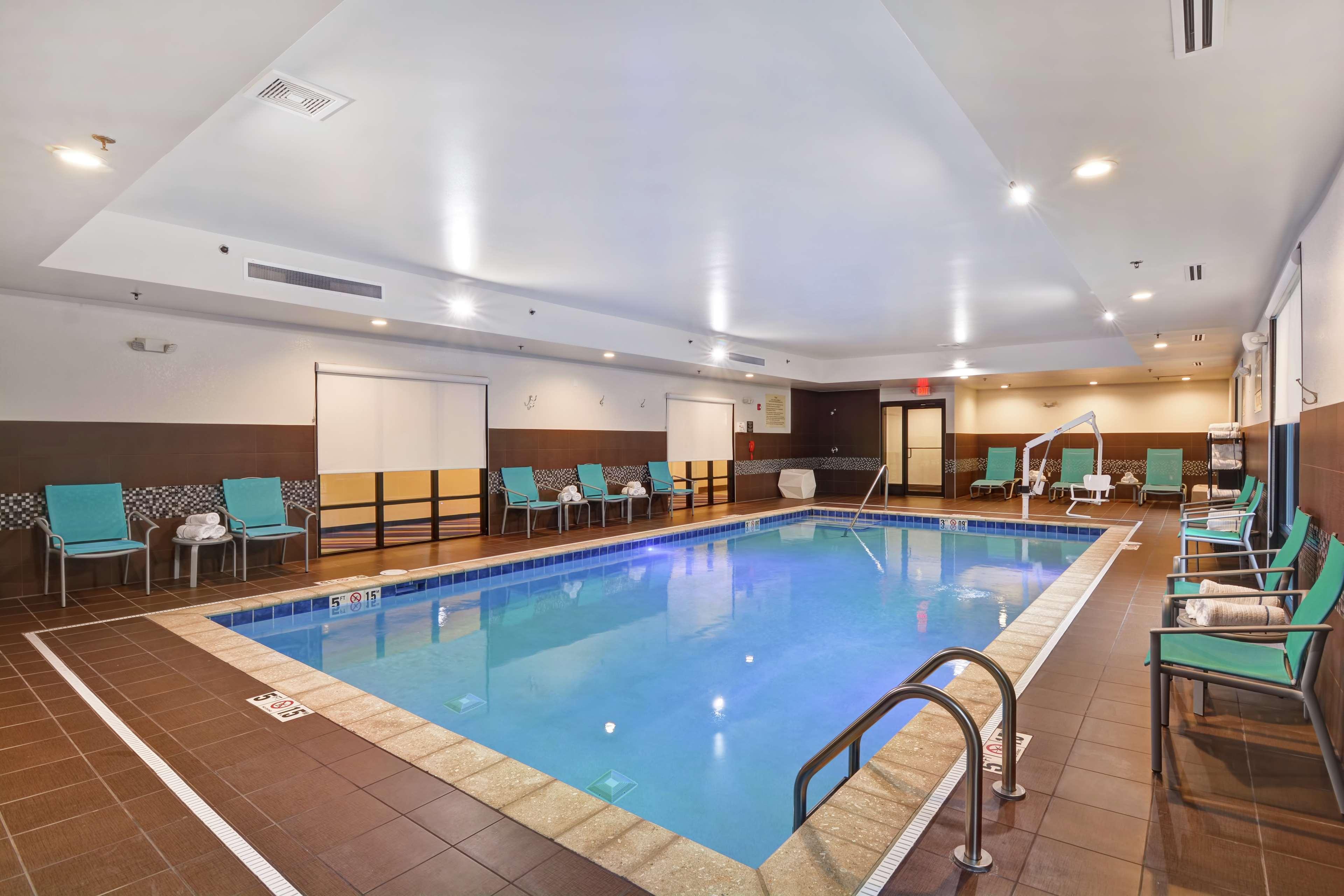 Hampton Inn Suites Ashland, Ohio מראה חיצוני תמונה